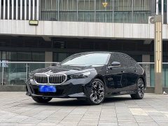 BMW 5 Series 530Li Luxury M Sport Package - ფოტო 1