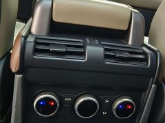 Land Rover Defender 110 P400 Dark Edition - ფოტო 19