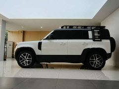 Land Rover Defender 110 P400 Dark Edition - ფოტო 4