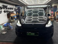 Tesla Model Y Long Range All-Wheel Drive - ფოტო 2