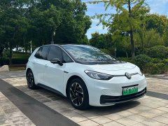 Volkswagen ID.3 Outstanding Edition - ფოტო 3