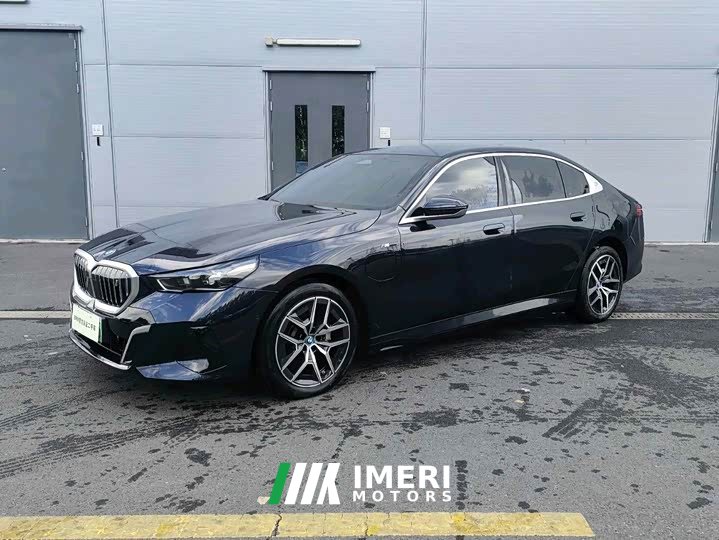 BMW i5 2025 eDrive 35L M Sport Package - ავტომობილი ჩინეთიდან