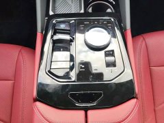 BMW i5 2025 eDrive 35L M Sport Package - ფოტო 11