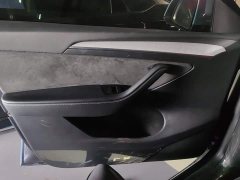 Tesla Model Y Long Range All-Wheel Drive - ფოტო 7