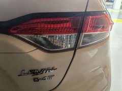 Toyota Corolla 1.8L CVT Luxury - ფოტო 12