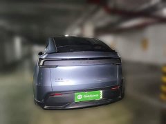 Tesla Model Y L Long Range All-Wheel Drive - ფოტო 3
