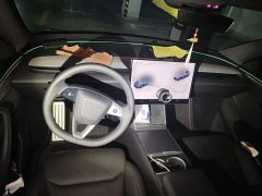 Tesla Model Y L Long Range All-Wheel Drive - ფოტო 5