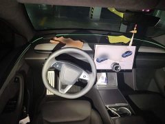 Tesla Model Y L Long Range All-Wheel Drive - ფოტო 6