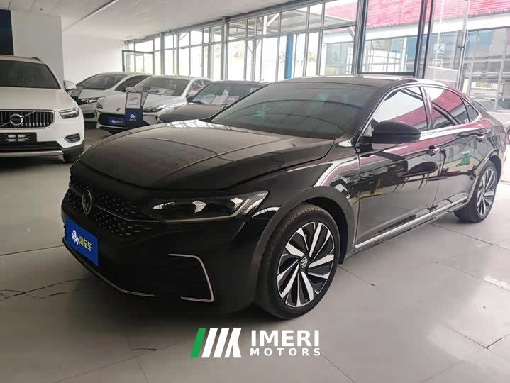 Volkswagen Passat 330TSI Starry Sky Elite - ავტომობილი ჩინეთიდან