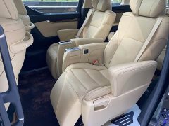 Toyota Alphard 2021 Hybrid 2.5L Luxury - ფოტო 11
