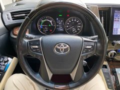 Toyota Alphard 2021 Hybrid 2.5L Luxury - ფოტო 15
