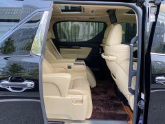 Toyota Alphard 2021 Hybrid 2.5L Luxury - ფოტო 20