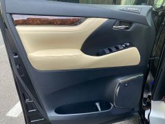 Toyota Alphard 2021 Hybrid 2.5L Luxury - ფოტო 8