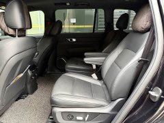 Li Auto ONE Extended Range 6-Seater - ფოტო 11
