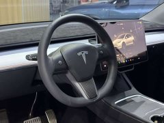 Tesla Model Y Long Range All-Wheel Drive - ფოტო 13