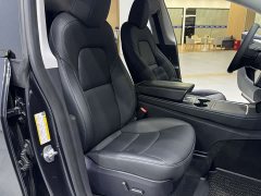 Tesla Model Y Long Range All-Wheel Drive - ფოტო 17