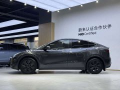 Tesla Model Y Long Range All-Wheel Drive - ფოტო 4