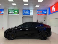 Tesla Model Y Standard Range RWD - ფოტო 3