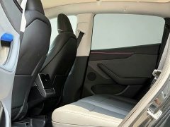 Tesla Model Y Rear-Wheel Drive - ფოტო 6