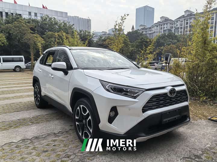 Toyota RAV4 2.0L CVT AWD Premium