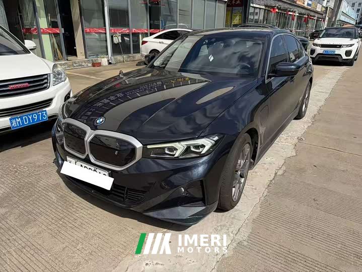 BMW i3 eDrive 35 L