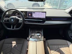BMW 5 Series 525Li M Sport Package - ფოტო 5