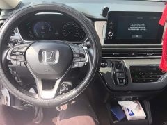 Honda Odyssey 2.0L e:HEV Sharp Premium Edition - ფოტო 12