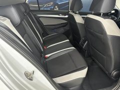 Volkswagen Golf 280TSI DSG R-Line Lite - ფოტო 11