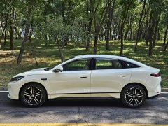 BYD Qin L DM-i Smart Drive Edition 120KM Excellence - ფოტო 3