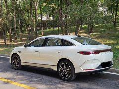 BYD Qin L DM-i Smart Drive Edition 120KM Excellence - ფოტო 4