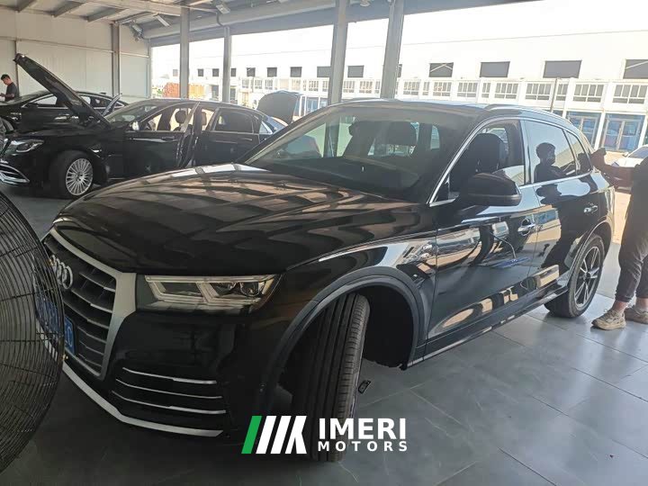 Audi Q5L 2020 45 TFSI Prestige Fashion Edition - ავტომობილი ჩინეთიდან