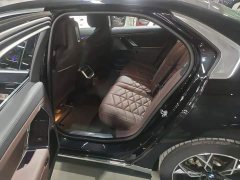 BMW 7 Series 2023 735Li Luxury Package - ფოტო 2