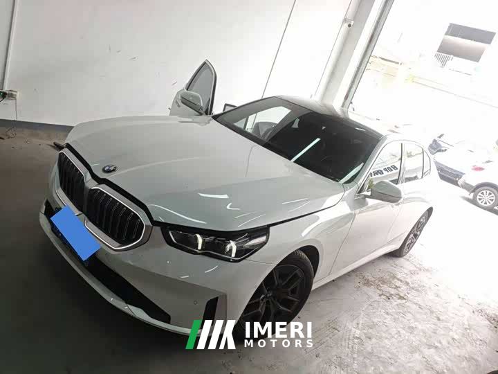 BMW 5 Series 530Li Premier Luxury Package