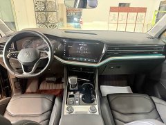 Volkswagen Touareg 3.0TSI Sharp Enjoy Edition Classic Sport Package - ფოტო 18