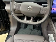 NIO ES8 Six-Seat Executive Luxury Edition - ფოტო 8