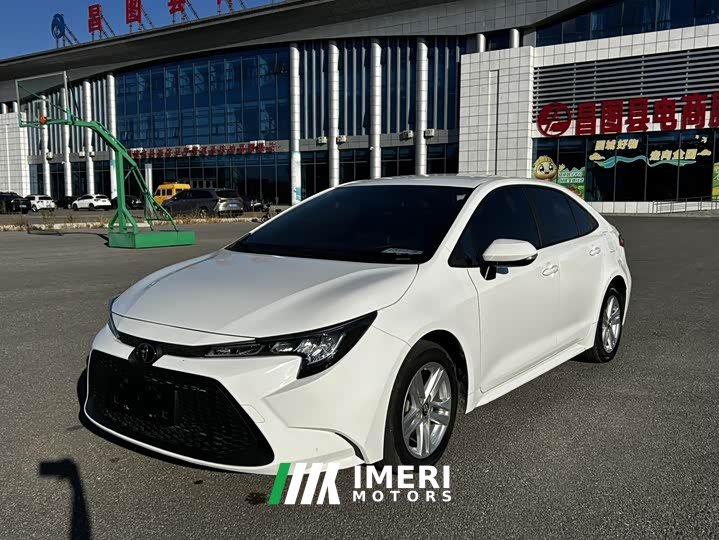 Toyota Corolla TNGA 1.5L CVT Base