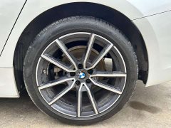 BMW 3 Series 320Li M Sport Package - ფოტო 19