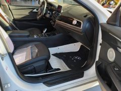 BMW 1 Series 120i M Sport - ფოტო 8
