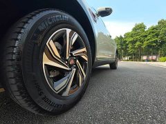 FAW Red Flag HS5 Facelift 2.0T Smart Connected Premium AWD - ფოტო 8