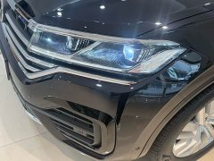 Volkswagen Touareg 2021 2.0TSI Ruishang Edition - ფოტო 9