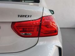 BMW 1 Series 120i M Sport Night Edition - ფოტო 11