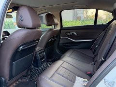 BMW 3 Series 325Li M Sport Night Edition Package - ფოტო 6