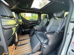 Toyota Alphard Hybrid 2.5L Premium Edition - ფოტო 6