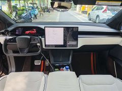Tesla Model X Tri-Motor All-Wheel Drive Plaid - ფოტო 4