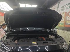 Toyota Crown Venza 2021 2.5L HEV AWD Premium - ფოტო 8