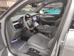 Arcfox T 688E Edition 160kW - ფოტო 6