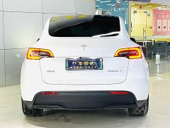 Tesla Model Y 2023 Long Range All-Wheel Drive - ფოტო 4