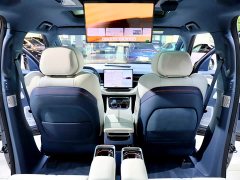 Zeekr 009 2024 Six-Seat Executive AWD 108kWh - ფოტო 19