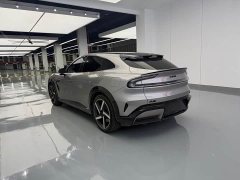 Xiaomi YU7 Four-Wheel Drive Max Edition - ფოტო 14