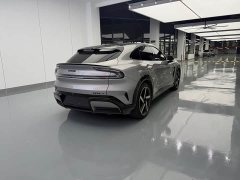 Xiaomi YU7 Four-Wheel Drive Max Edition - ფოტო 16